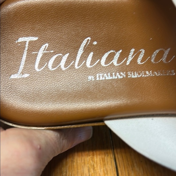 White and Brown Floral Sandals with Double Strap Design - Picture 2 of 5